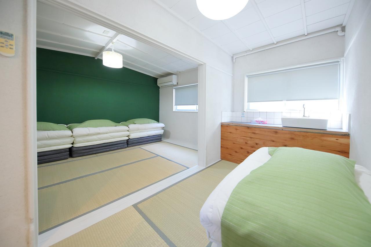Raku Hostel Osaka Exterior foto